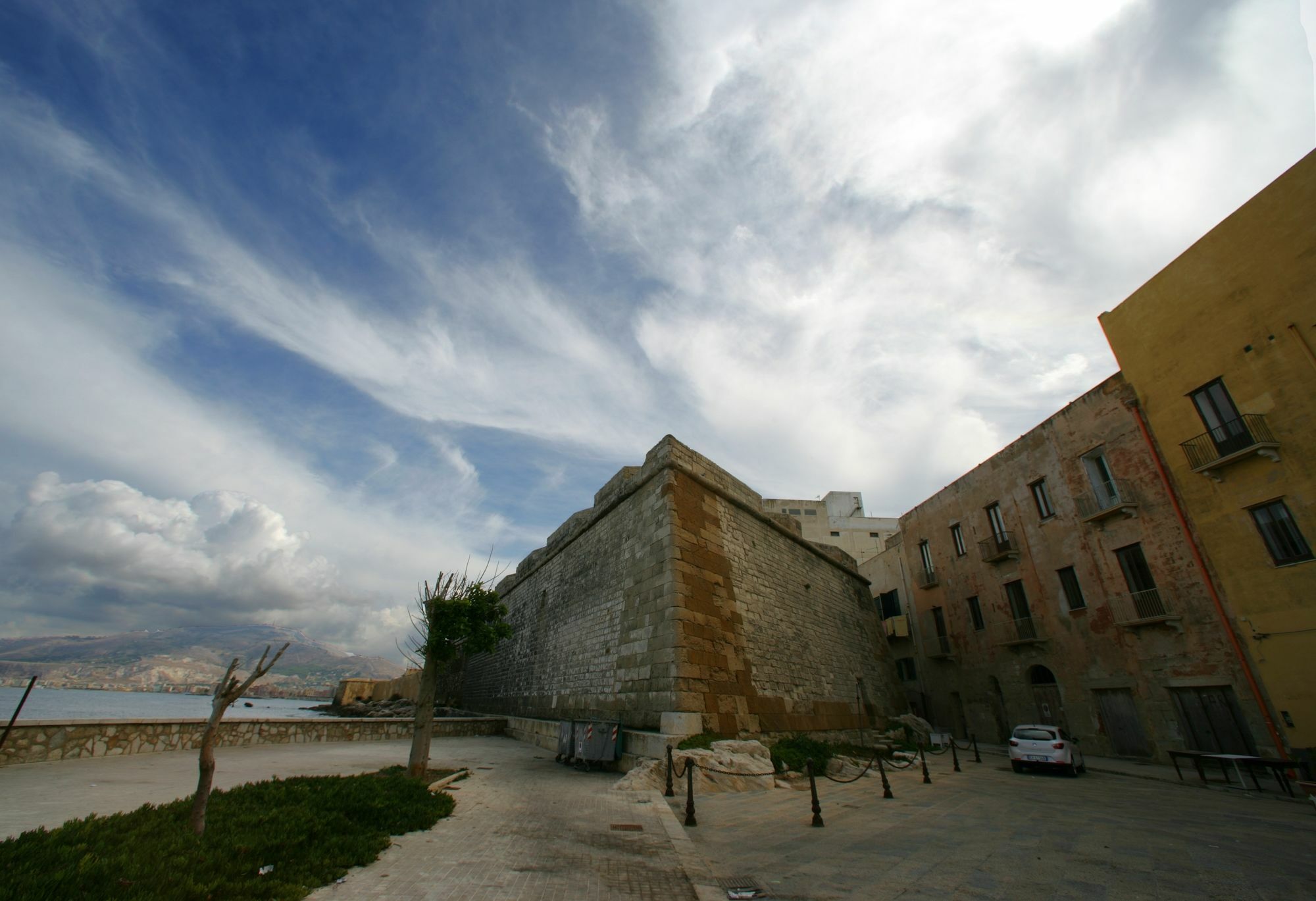 Al Bastione Imperiale Hotel ตราปานี ภายนอก รูปภาพ